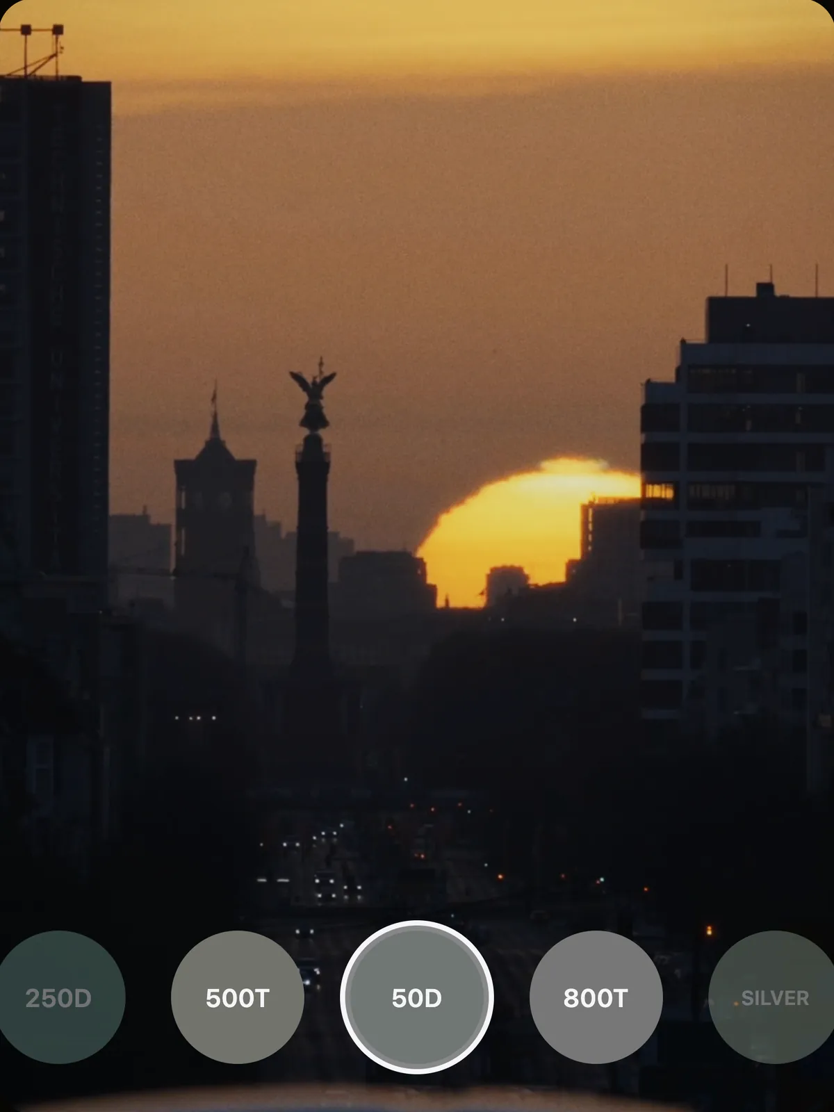 The same sunset through 50D: quiet color with cool shade